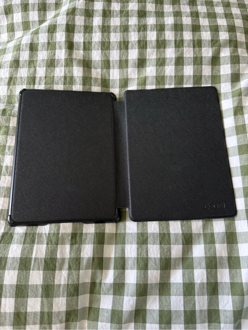 Black Textured kindle paperwhite 11th gen Case